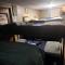 Co-ed Dorm with Fantastic Patio! - Ewing