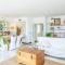 Mar-Beach front apartment in Jávea - خافيا