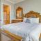 Pensacola Beach Penthouse with View and Pool Access!