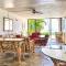 Stunning Maui Direct Ocean front on the beach, Walk to beach from Condo, Watch Turtles, Whales, AC in all rooms ocean view Pool and Spa - Wailuku