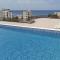 Nicks sea view apartment I