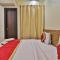 Hotel Aarya - Lucknow
