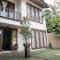 Sekuta Condo Suites