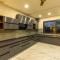 StayVistas Hampton Acres - Outdoor Pool, Vast Lawn & Terrace