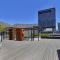 Zainab - Modern City Centre Aprt- City and Mountain views! - Кейптаун