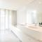 Villa Picasso - Lux Living