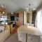 Seaside caravan Hoburne Naish Holiday Park Naish Common 83 - 新米尔顿