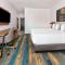 La Quinta Inn & Suites by Wyndham Terrell - Террелл