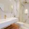 La Guitare 23 - Large modern studio with balcony in center of Cannes, just behind Grand Hotel