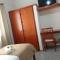 Mariachis Hotel