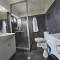 Lemon Garden Apartment-Hot Tub Jacuzzi