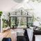 The Green Door-Karri retreat