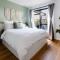 The Green Door-Karri retreat