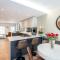 Dragon Suites - City Centre 2 Bed Luxury Mews House
