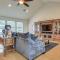 Dock and Game Room Alvarado Lake Getaway!