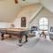 Dock and Game Room Alvarado Lake Getaway!