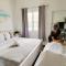 La Jamaca - An Island Vibe Hotel