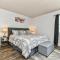 Table Rock Escape at Pointe Royale