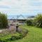 LocaLise - A18 - Appartement avec balcon - Petite vue mer à travers le palmier - Piscine de avril à septembre - Wifi inclus - Animaux admis - Draps inclus - Parking inclus - Le Guilvinec