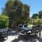 Kangaroo Pause-Home with yard and parking -Free wine - Hope Valley