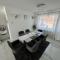 Modern 3-Bed Hideaway Near Westgate With Parking