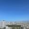 Condo in Makati with Fast WiFi, Free Pool, Netflix and Own Balcony - Маніла