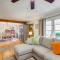 Fire Pit and Game Room Family Home in Marshall