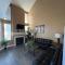 3 bedroom modern home with pool area at the Tustin Marketplace -15 minutes to Disneyland - توستين
