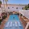 La Jamaca - An Island Vibe Hotel
