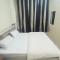 P3) Fantastic Seaview Room with shared bath inside 3bedroom apartment - 阿吉曼