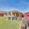 Chic and Relaxing Katy Escape with Community Pool! - Katy