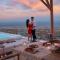 Bluewhite Suites & Villa Santorini - 皮尔戈斯