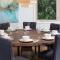 WHITE CORAL Exceptional 4BR KaMilo Home with Ocean View and Bikes
