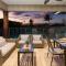 WHITE CORAL Exceptional 4BR KaMilo Home with Ocean View and Bikes - وايكولوا