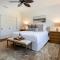 WHITE CORAL Exceptional 4BR KaMilo Home with Ocean View and Bikes - وايكولوا