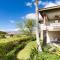 WHITE CORAL Exceptional 4BR KaMilo Home with Ocean View and Bikes - وايكولوا