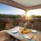 ONCE UPON A TIDE Charming 4BR KaMilo Home with Bikes and Beach Gear - Ваиколоа-Виллидж