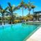 Tranquility by the Lake - Luxury Home Port Douglas - Port Douglas