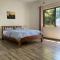 Serviced apartment (3 bedrooms)