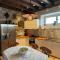 Olea Apartments in a Historic 17th Century Palace Perast