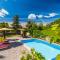 Villa Cati Ferienhaus mit beheiztem Pool - Gostinjac