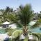 Tembo 2 Beach cottage, with Pool & Spa