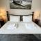 Chic Listed House with Harbour and River Views in Central Cowes - Walk to top restaurants
