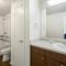 Landing at 99 Front - 2 Bedrooms in Downtown Memphis - ممفيس