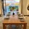 Cape Winelands Mountain View Getaway - Dalsig