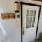 Delightful Sukiya Tiny House! Japanese Garden in Homestead