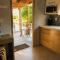 Delightful Sukiya Tiny House! Japanese Garden in Homestead
