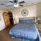 Lovely 2-Bedroom Pet Friendly Sea View Haven