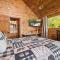 Beauty and the Bear Cabin with Private Hot Tub