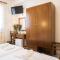 THOLOS HOTEL